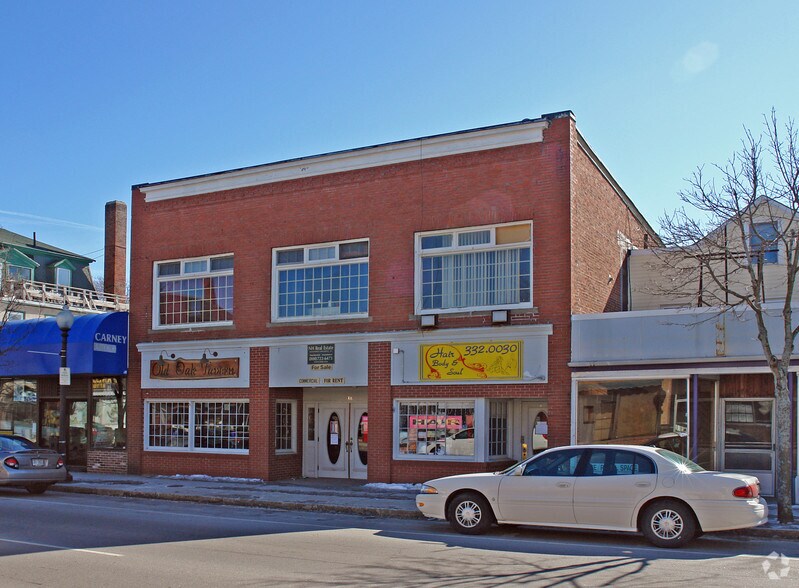 38-44 N Main St, Rochester, NH à louer - Photo du bâtiment - Image 3 de 17
