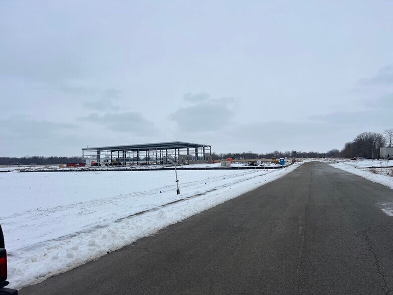 4100 W 236th St, Sheridan, IN à vendre - Photo du bâtiment - Image 2 de 8