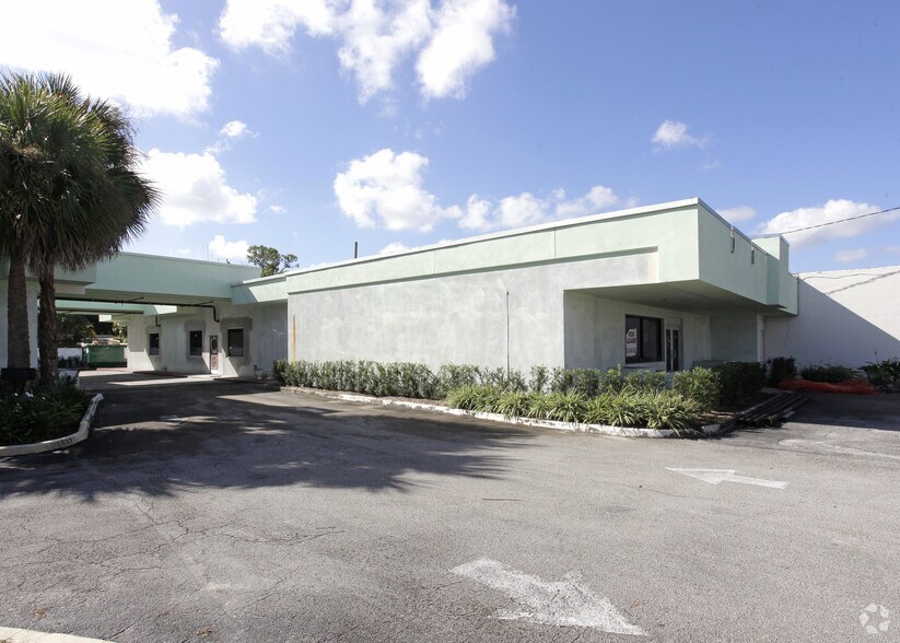4306 W Broward Blvd, Fort Lauderdale, FL à vendre - Photo du bâtiment - Image 2 de 7