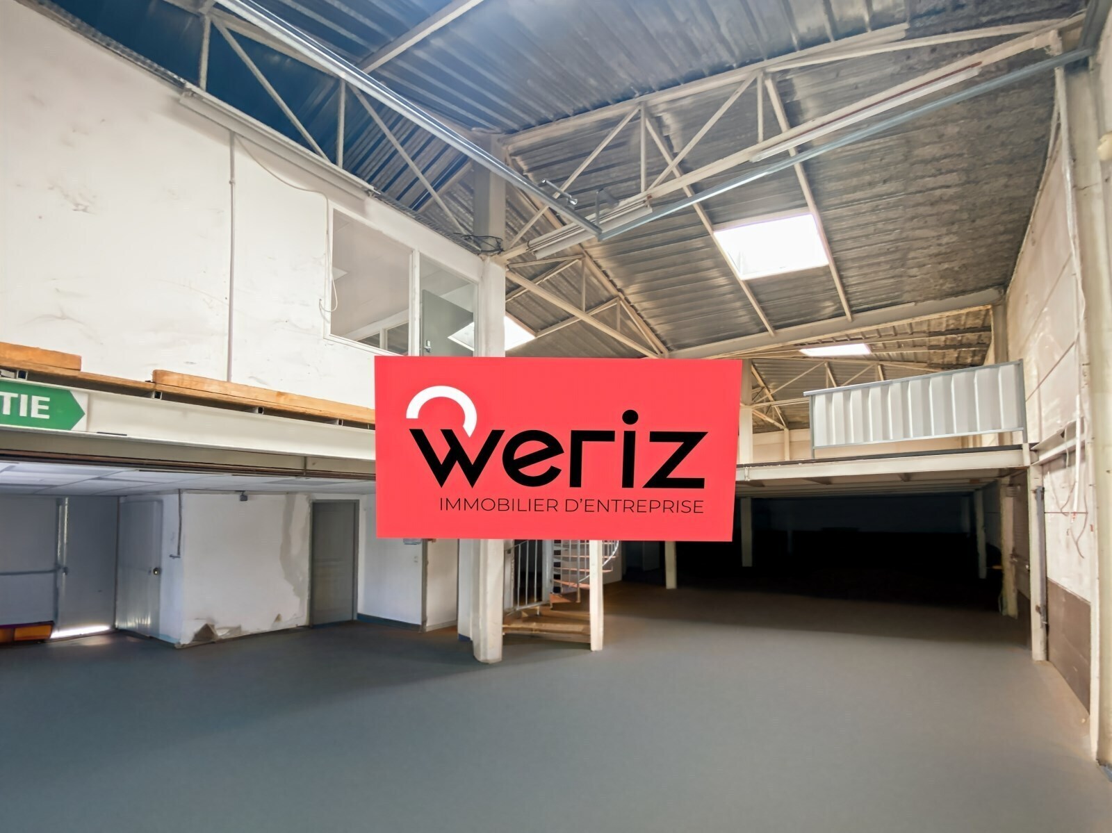 Industrial in Marseille for lease Building Photo- Image 1 of 7