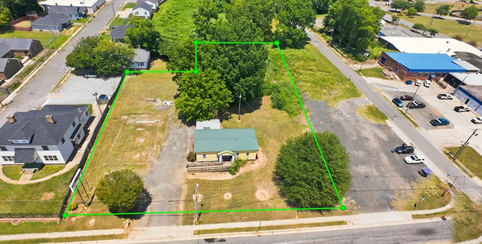 524 W Airline Ave, Gastonia, NC à vendre - Photo principale - Image 1 de 5