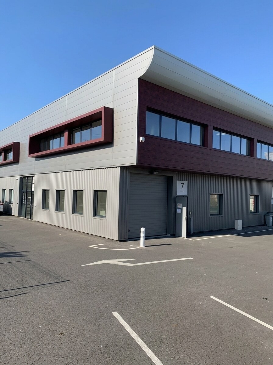 189 Boulevard André Brémont, Saint-Leu-la-Forêt for lease Building Photo- Image 1 of 2