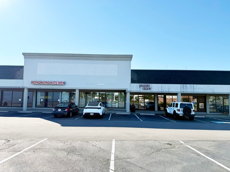 14-26 S Tippecanoe Dr, Tipp City, OH for lease - Building Photo - Image 2 of 11