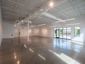 10880 E Crystal Falls Pky, Leander, TX for lease Interior Photo- Image 2 of 4