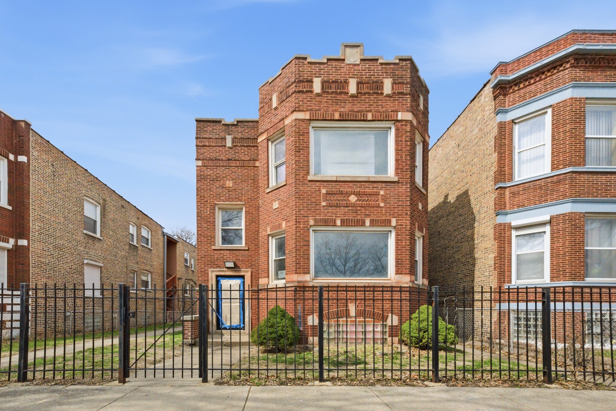 7352 S Langley Ave, Chicago, IL for sale Building Photo- Image 1 of 12