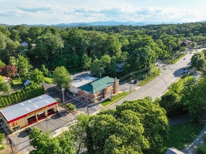 1085 Tunnel Rd, Asheville, NC à louer Photo du bâtiment- Image 1 de 7