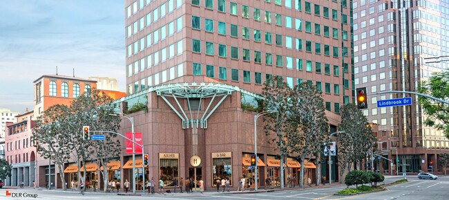 Plus de détails pour 10877 Wilshire Blvd, Los Angeles, CA - Commerce de détail à louer