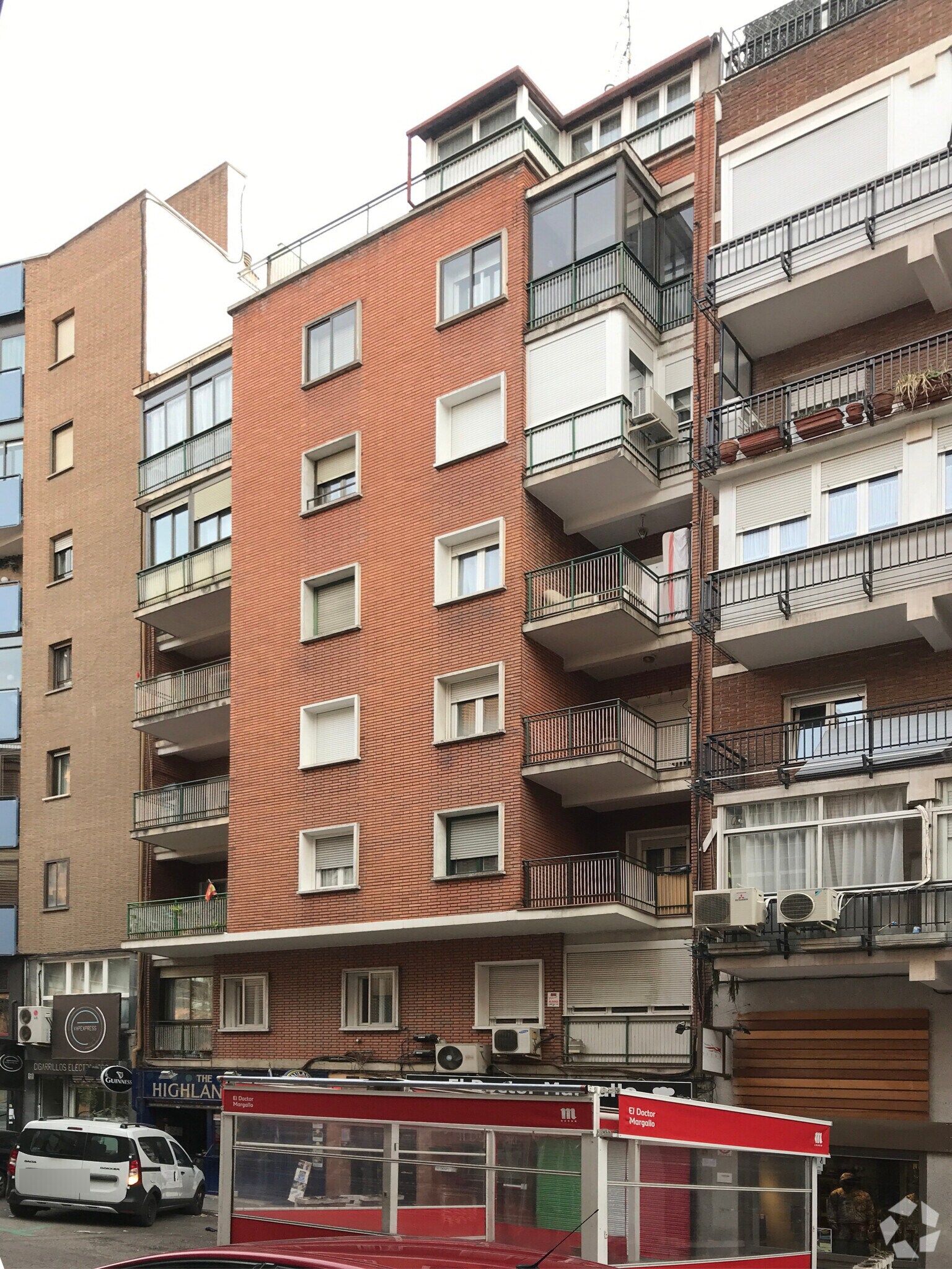 Multifamily in Madrid, Madrid for sale Primary Photo- Image 1 of 3