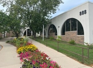 More details for 888 Thackeray Trl, Oconomowoc, WI - Medical, Flex for Lease