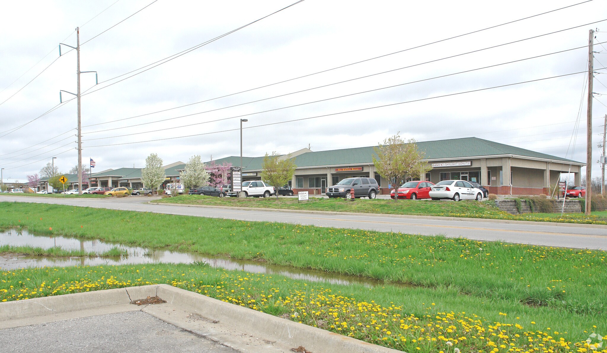 1400-1454 SW Eagles Pky, Blue Springs, MO à louer Photo principale- Image 1 de 4