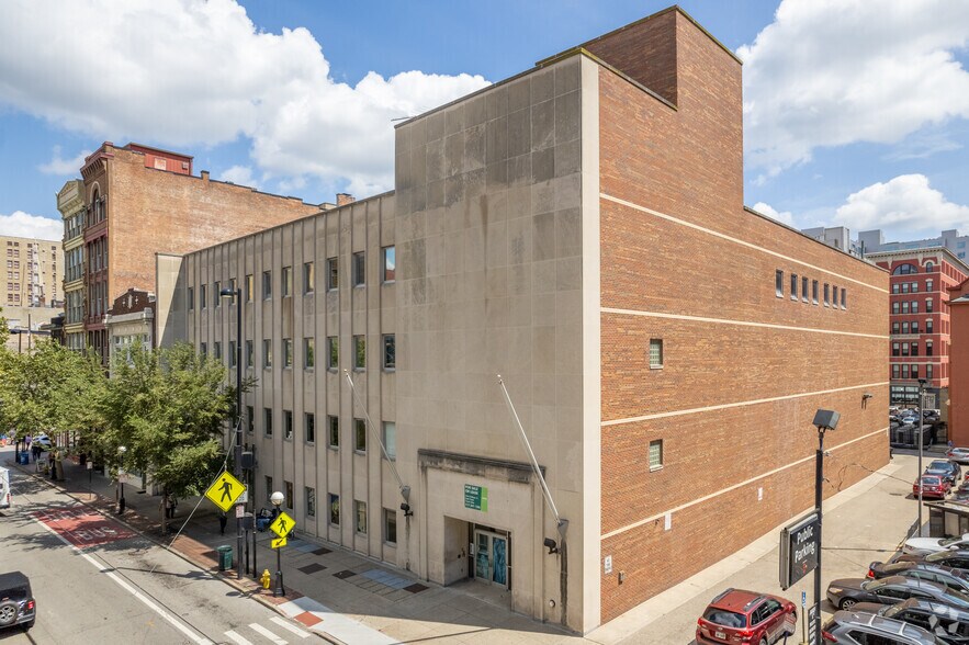 630 Main St, Cincinnati, OH à louer - Photo du bâtiment - Image 1 de 7
