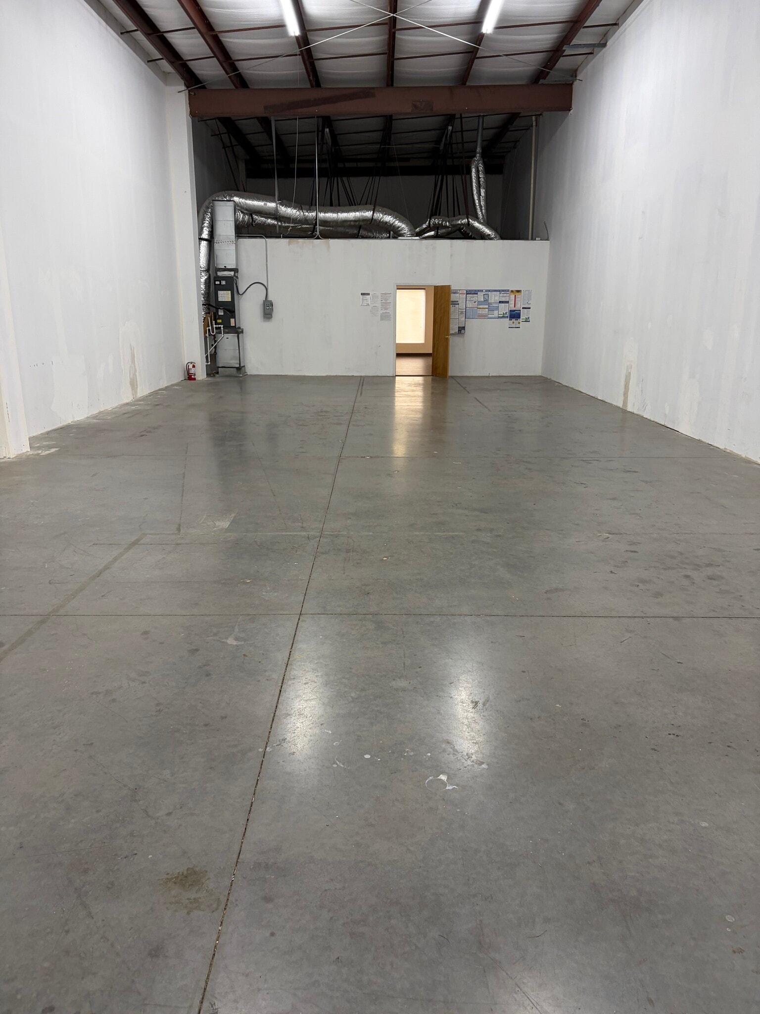 1904 Fairfax Rd, Greensboro, NC à louer Photo du bâtiment- Image 1 de 5