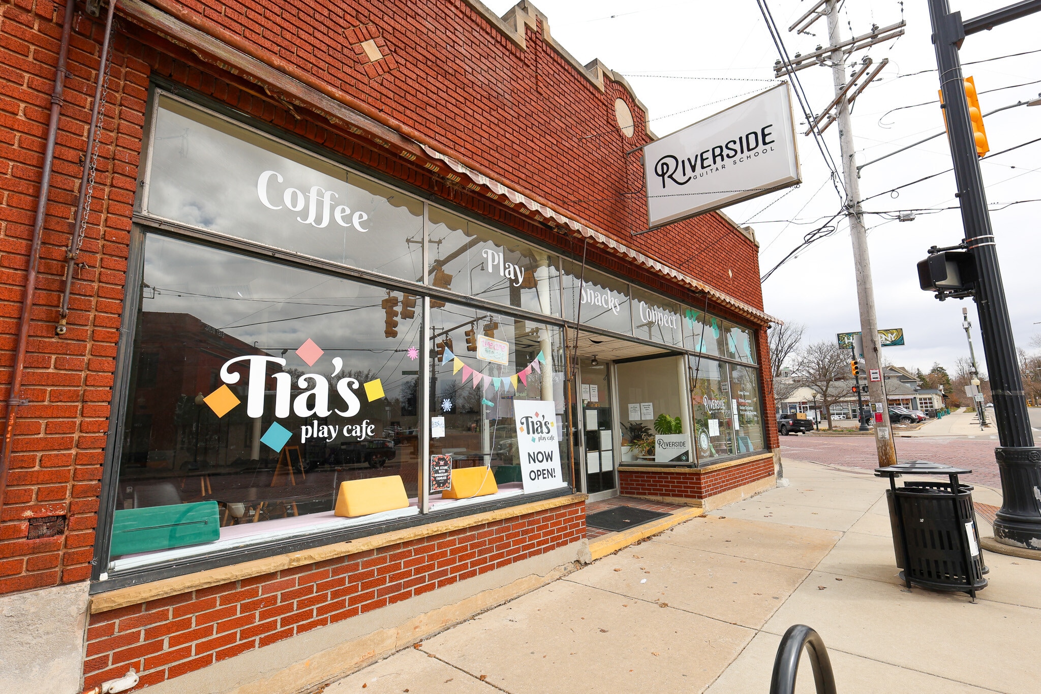 1533 Wealthy St SE, Grand Rapids, MI for lease Building Photo- Image 1 of 5