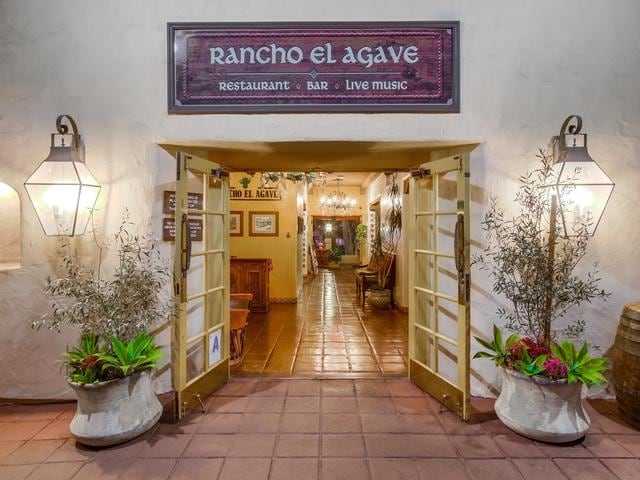 110 Civic Center Dr, Vista, CA for sale - Primary Photo - Image 1 of 15