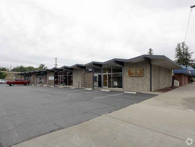 500-520 J St, Marysville, CA à louer - Photo du bâtiment - Image 2 de 6