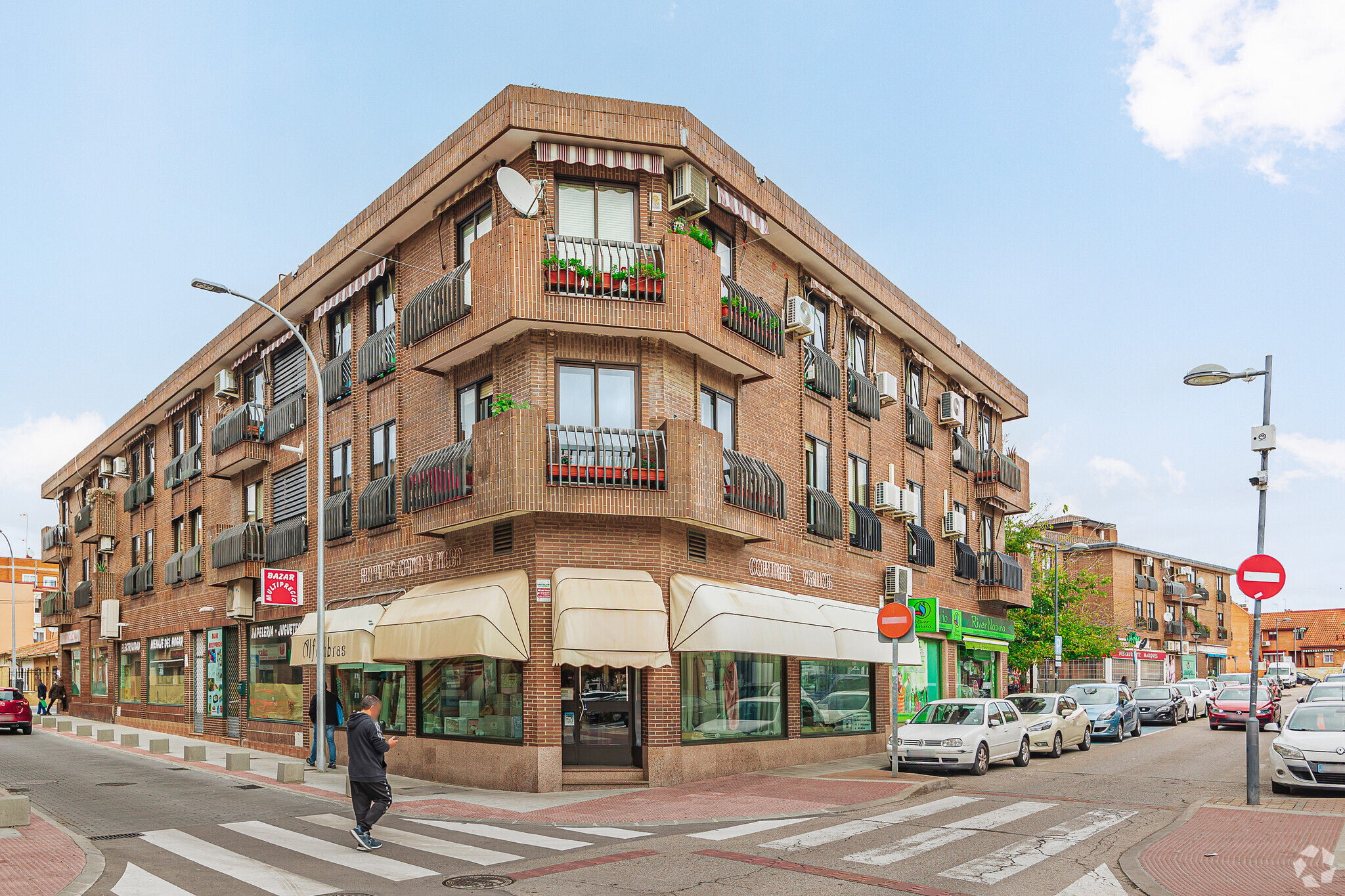 Calle Era, 8, Mejorada del Campo, Madrid for lease Primary Photo- Image 1 of 3