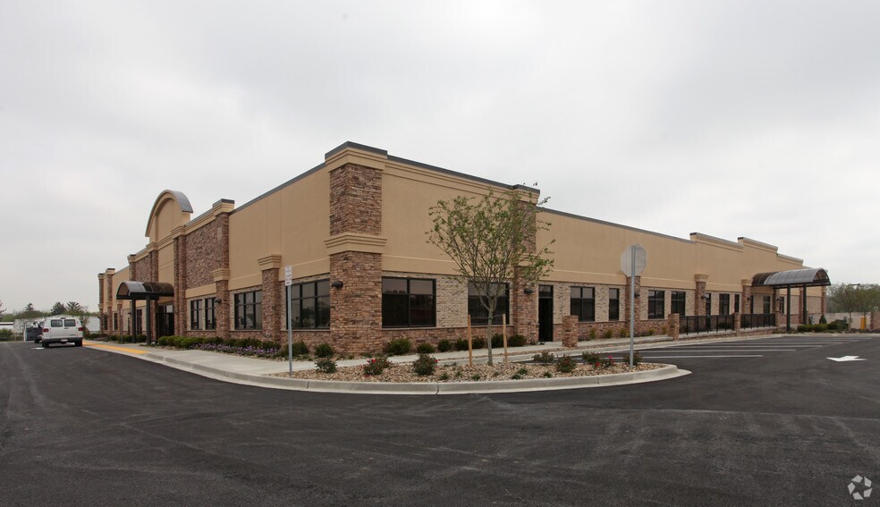 246 Eastern Blvd, Hagerstown, MD for sale - Building Photo - Image 3 of 9