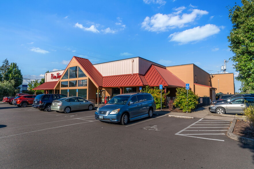 4450 Pacific Ave, Forest Grove, OR à vendre - Photo du bâtiment - Image 3 de 4