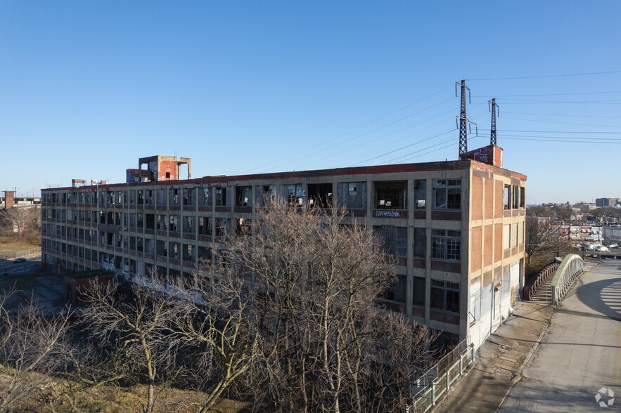 1826 W Lehigh Ave, Philadelphia, PA for sale - Building Photo - Image 2 of 4