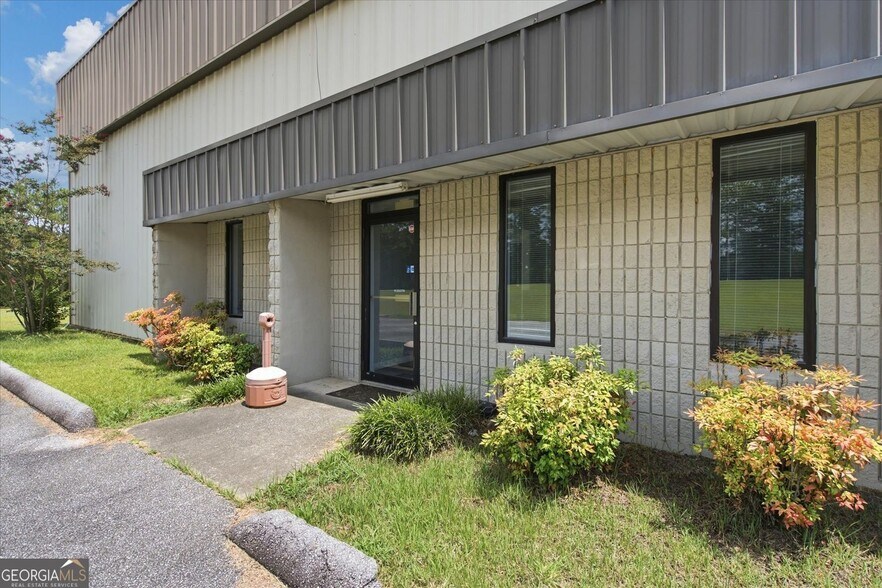 524 Golf Course Rd, Tallapoosa, GA à louer - Photo du bâtiment - Image 2 de 11