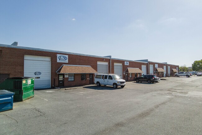 Plus de détails pour 8147-8181 Penn Randall Pl, Upper Marlboro, MD - Industriel à louer