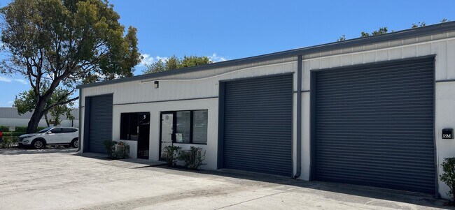 Plus de détails pour 3551 23rd Ave S, Lake Worth, FL - Industriel à louer