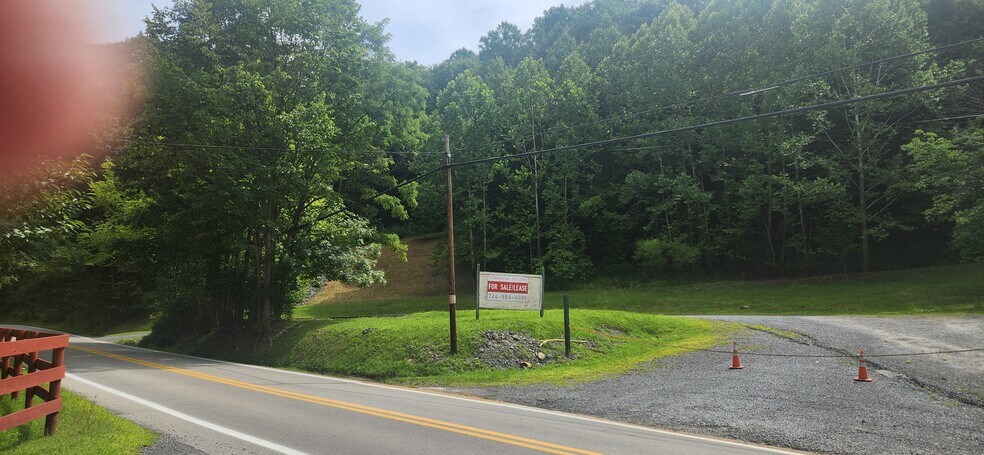 1529 Tyrone Rd, Morgantown, WV à vendre - Photo du bâtiment - Image 3 de 9