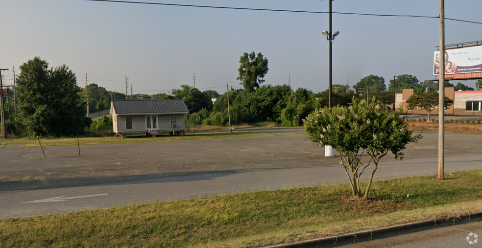 1250 Florence Blvd, Florence, AL for lease - Primary Photo - Image 1 of 2