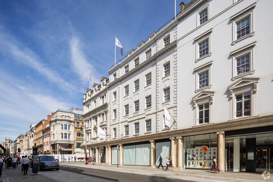 58-63 New Bond St, Londres à louer - Photo du bâtiment - Image 2 de 5
