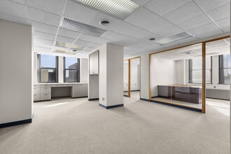 531 Commercial St, Waterloo, IA for lease Interior Photo- Image 2 of 8