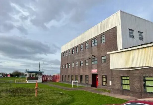 Kenfig Industrial Estate, Port Talbot à louer - Photo du bâtiment - Image 2 de 3