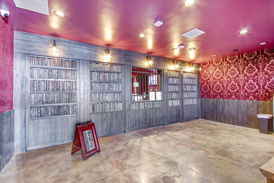 14526 Erwin St, Van Nuys, CA à vendre - Photo intérieure - Image 2 de 9