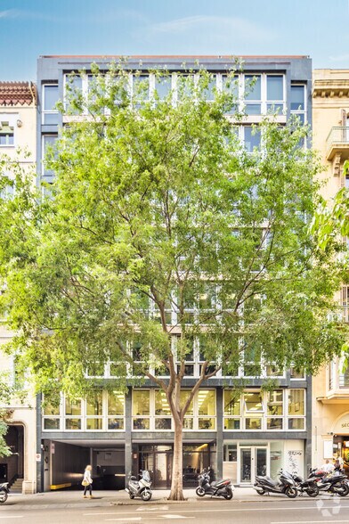Bureau dans Barcelone, Barcelona à louer - Photo du bâtiment - Image 3 de 7