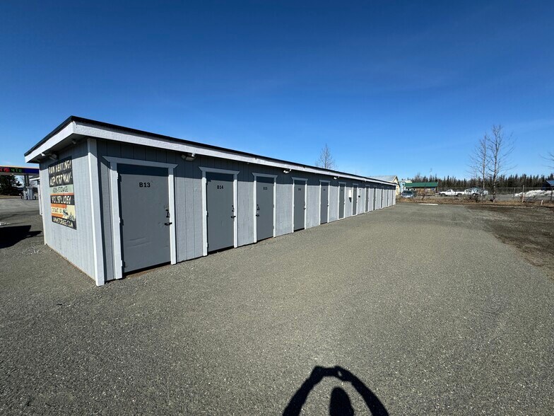 330 Airport Way, Kenai, AK à vendre - Photo du bâtiment - Image 3 de 7