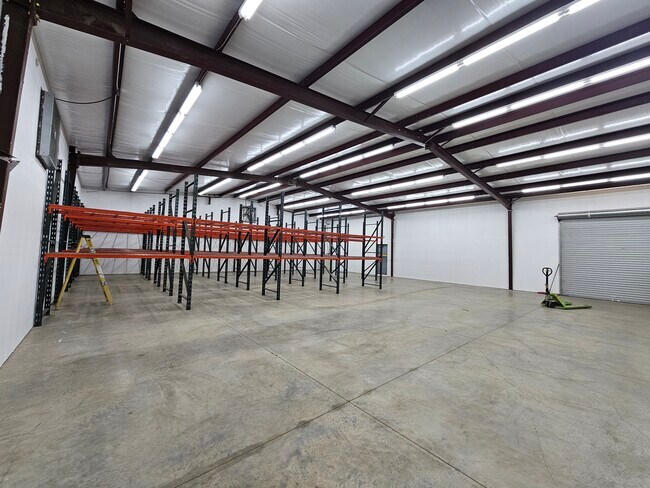 More details for 11523 Harry Hines Blvd, Dallas, TX - Flex for Lease