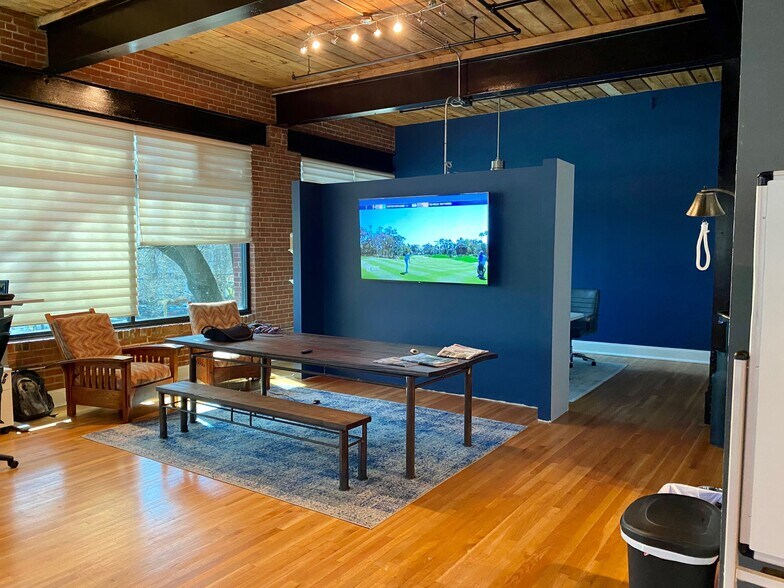 310 Arlington Ave, Charlotte, NC à louer - Photo intérieure - Image 2 de 10