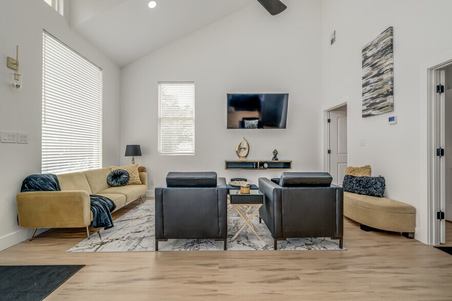 12204 E County Road 76, Coyle, OK à vendre - Photo intérieure - Image 1 de 59