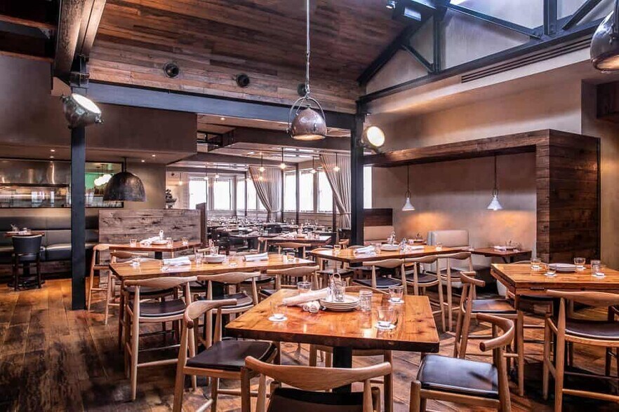 1106 NE Crescent Ave, Atlanta, GA à louer - Photo du bâtiment - Image 1 de 3