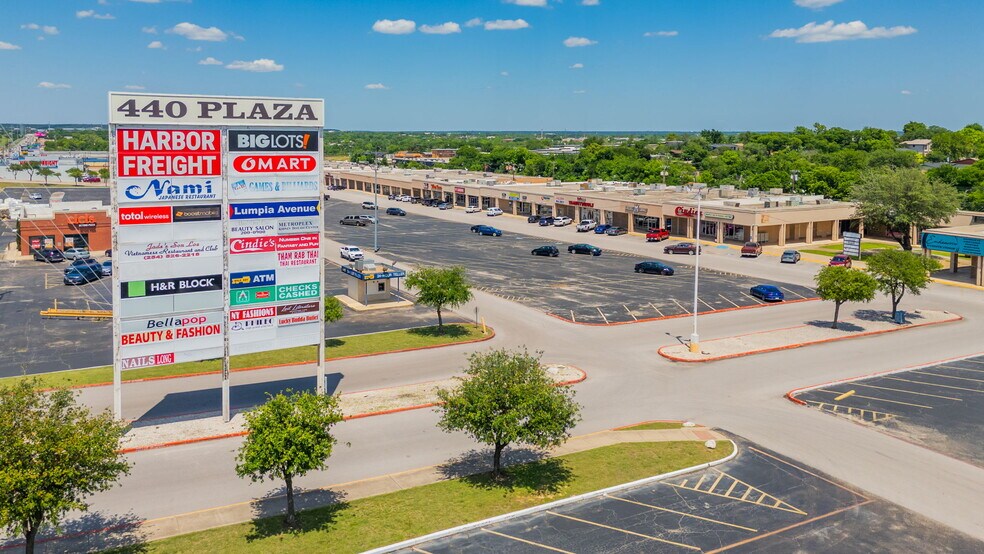 440 Plaza, Killeen, TX à louer - Photo du bâtiment - Image 1 de 10