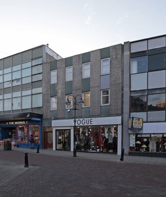 Plus de détails pour 39 High St, Falkirk - Commerce de détail à louer