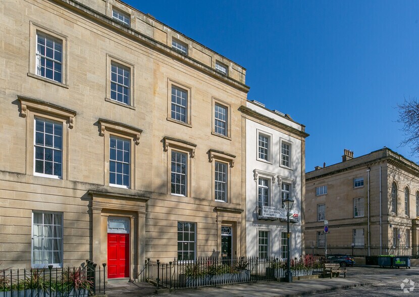 69-73 Queen Sq, Bristol à louer - Photo du bâtiment - Image 2 de 6