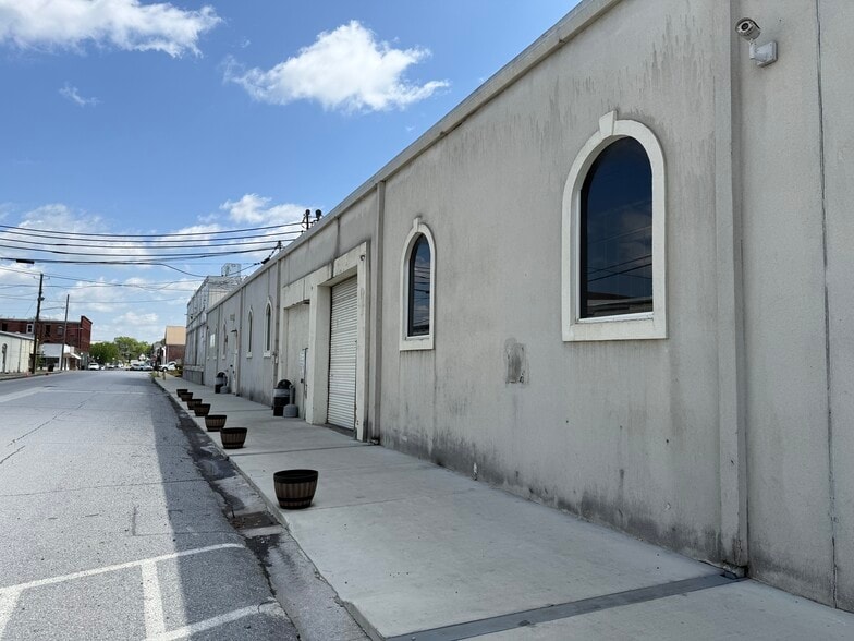 326 S Marble St, Rockmart, GA for lease - Primary Photo - Image 1 of 21