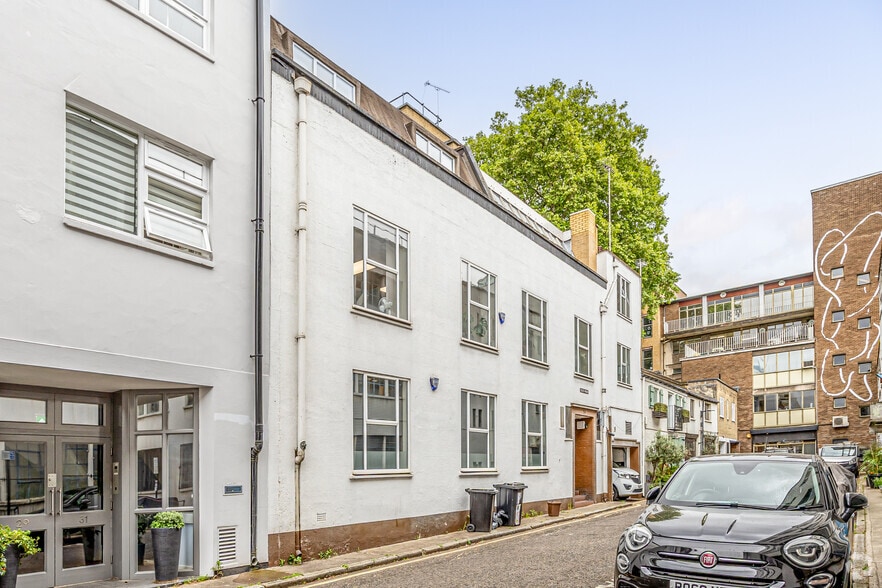 33 Johns Mews, London for lease - Building Photo - Image 3 of 3