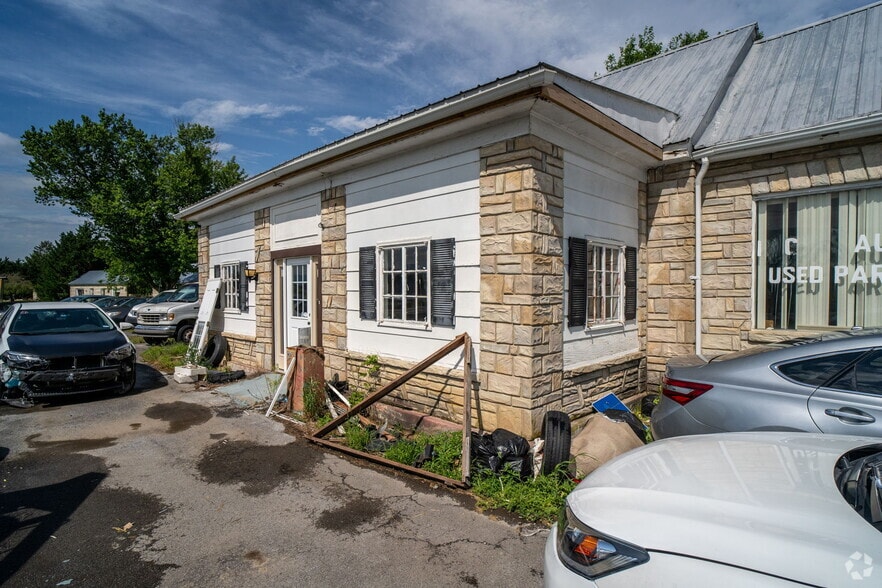 16209 N Valley Pike, New Market, VA à vendre - Photo du bâtiment - Image 3 de 30