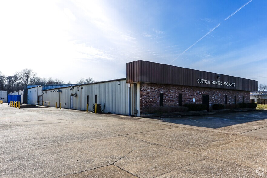 4924 Hazel Jones Rd, Bossier City, LA for lease - Primary Photo - Image 1 of 5
