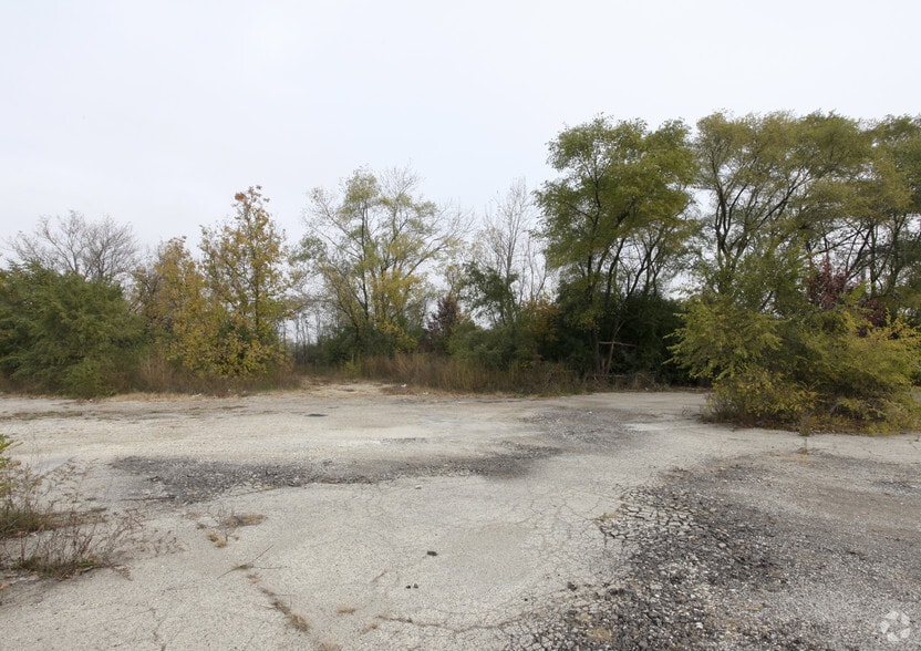 NEC Of Route 60/83 & Midlothian Rd, Mundelein, IL à vendre - Photo du bâtiment - Image 2 de 3