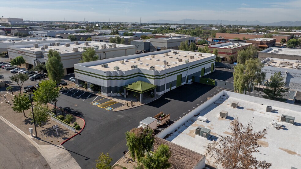 240 N Sunway Dr, Gilbert, AZ à louer - Photo principale - Image 2 de 45