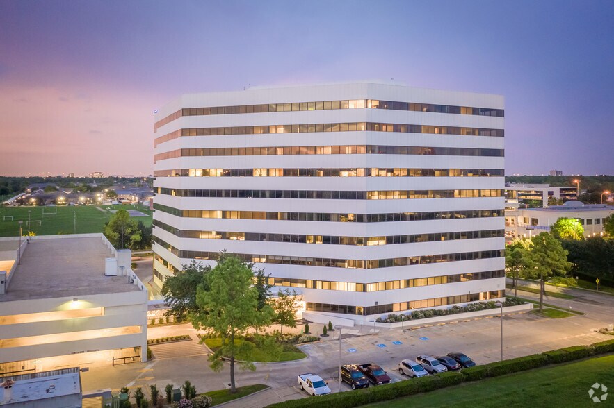 1500 Citywest Blvd, Houston, TX à louer - Photo du bâtiment - Image 2 de 10