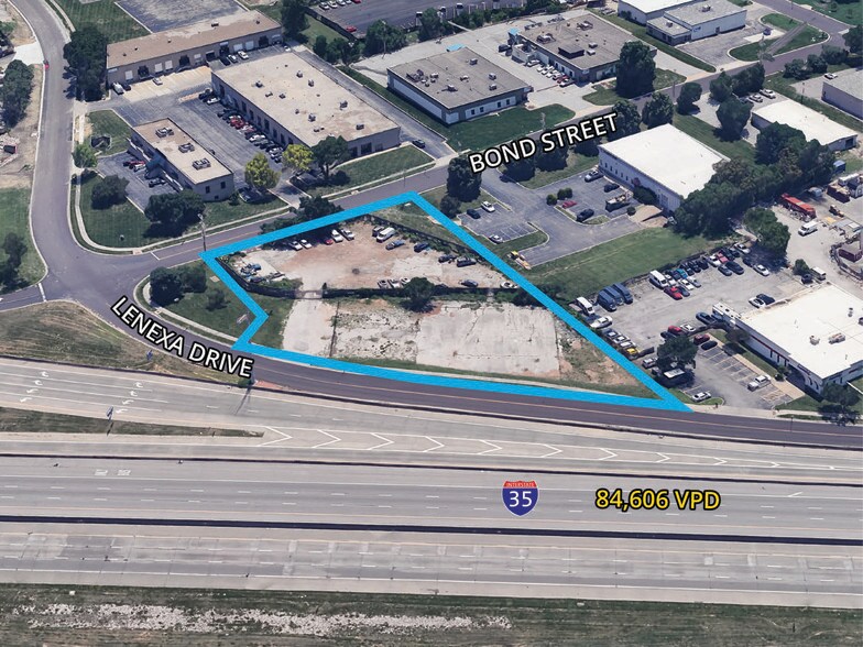 8751 Lenexa Dr, Lenexa, KS à vendre - Photo du bâtiment - Image 3 de 3