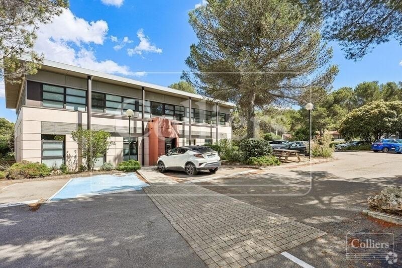 11 Avenue Jean-René Guillibert Gautier De La Lauzière, Aix-en-Provence for lease - Building Photo - Image 2 of 3